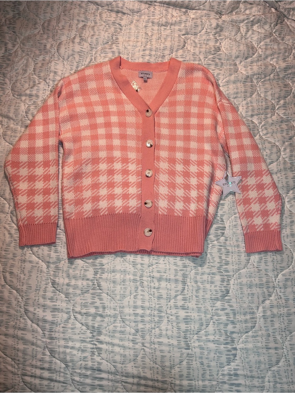 Stunn’d Pink & White Houndstooth V-Neck Button Cardigan Sweater